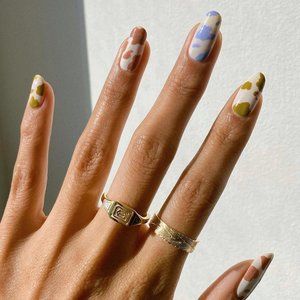 Meet your Posher, Avey